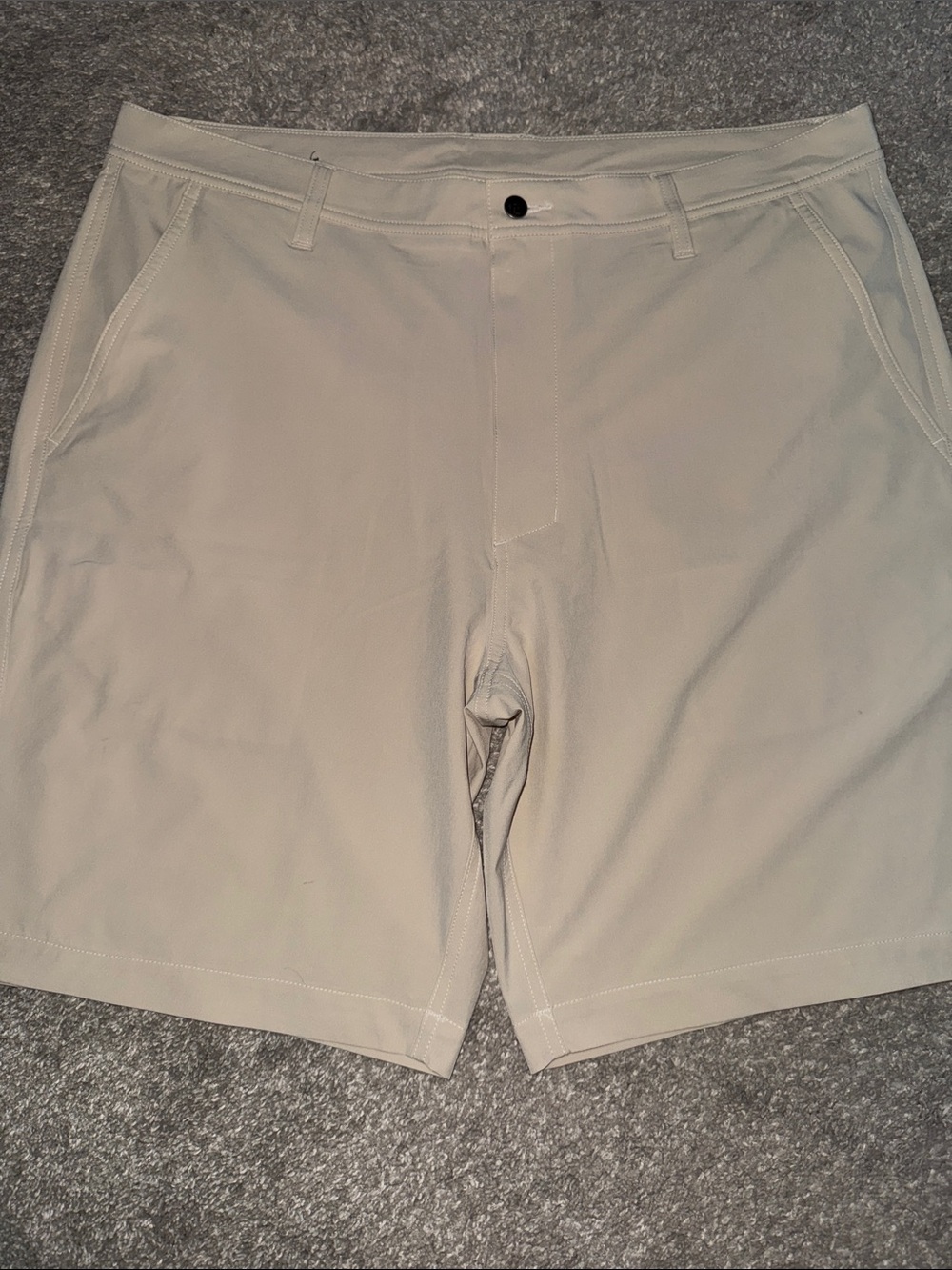 FootJoy Men's Performance Shorts in Light Beige